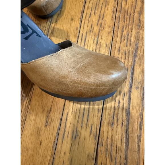 OTBT Rexburg Shoes Womens Size 7.5 Tan Brown Leather Wedge Sandals Comfort - Picture 7 of 9